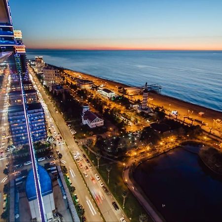 Royal Sea Breeze Apartments 바투미 외부 사진