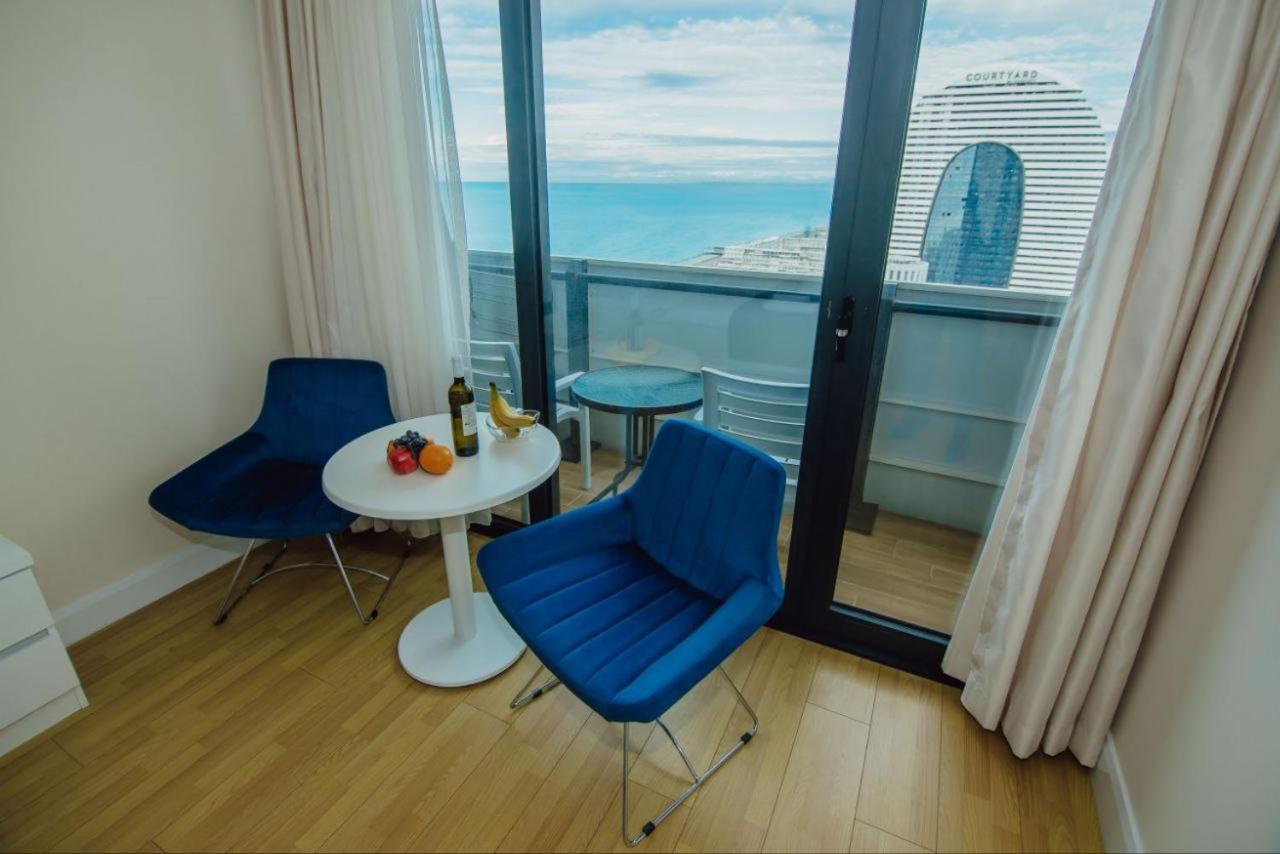 Royal Sea Breeze Apartments 바투미 외부 사진
