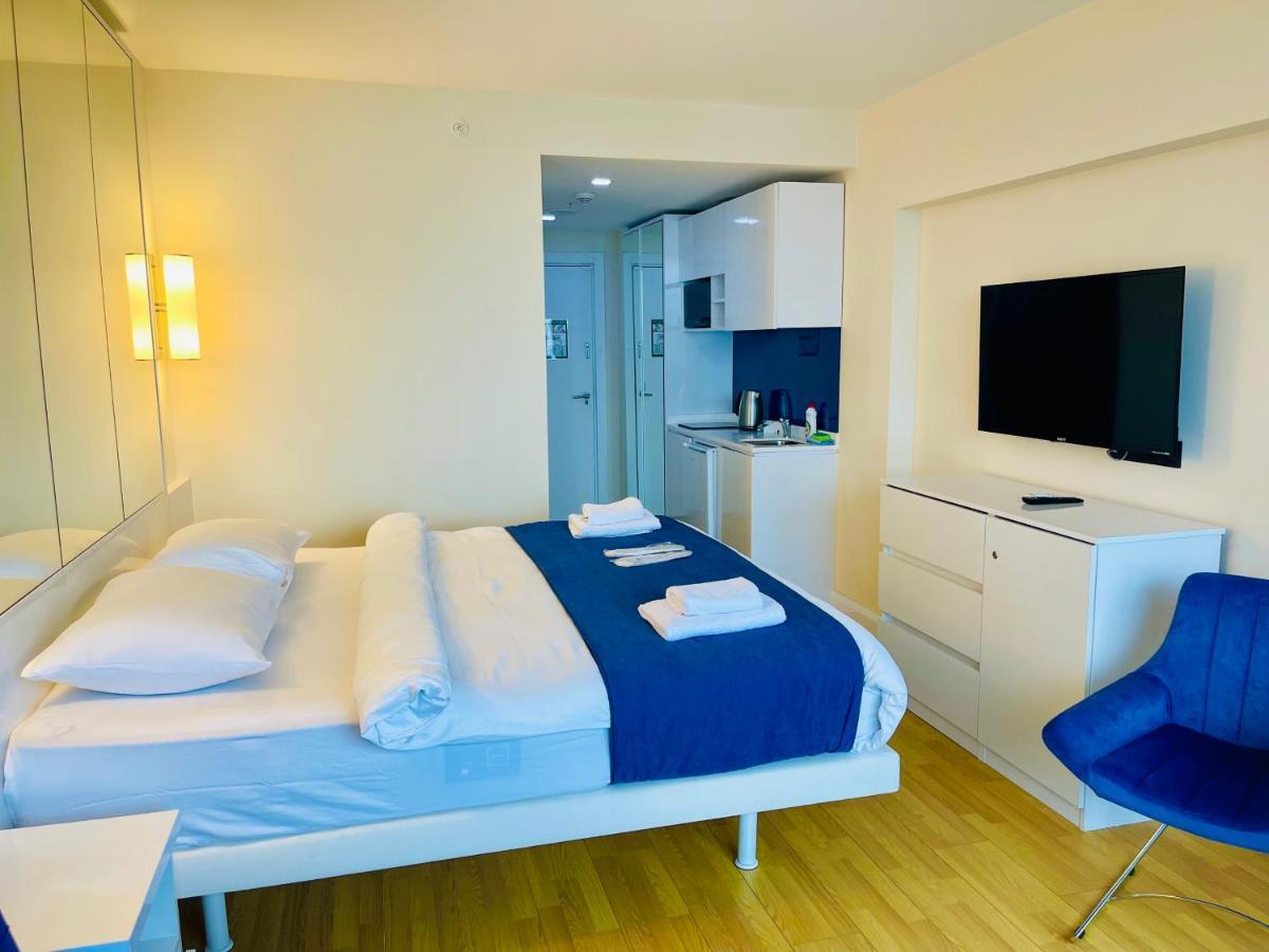 Royal Sea Breeze Apartments 바투미 외부 사진